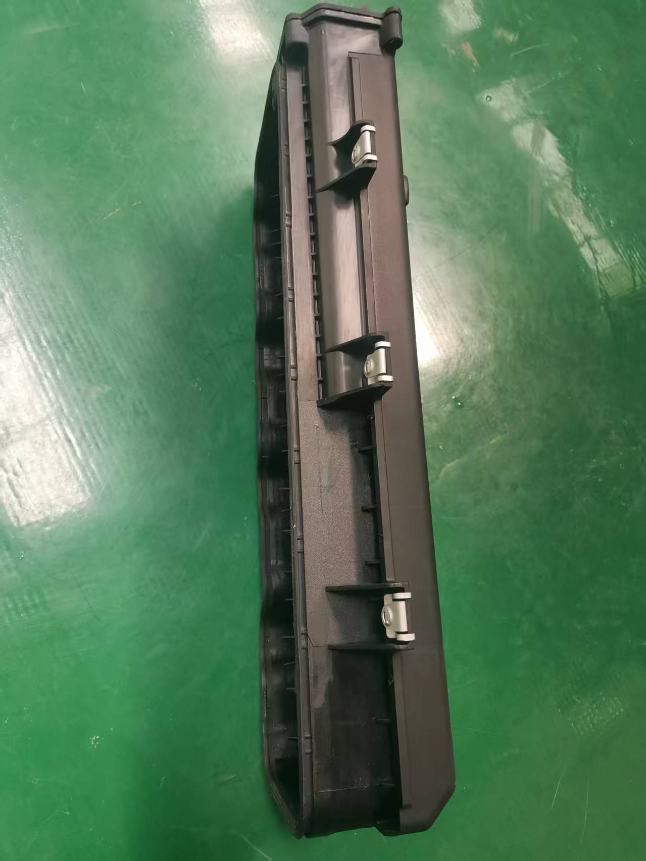 道依茨奔馳OM904/OM924發(fā)動機(jī)氣缸蓋罩50500035/A9040100930